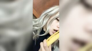 Alyssa Scott Onlyfans Boobies Squeezing Video Leaked