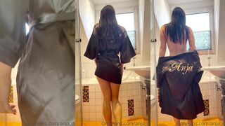 Anja Diergarten Naked Bath Strip OnlyFans Video Leaked