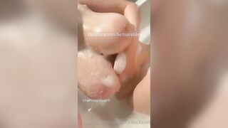 Bethany Lily April Nude BathTub Big Tits Video Leaked
